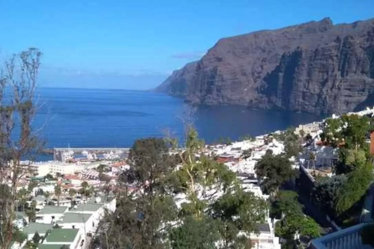 Sea View Apartment In Santiago Del Teide 55 M² Pool Puerto de Santiago  Spain